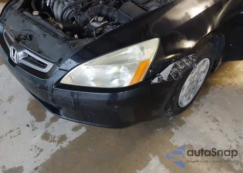 2003 Honda Accord 2.4 Lx z USA, uszkodzony, nr VIN 1HGCM56383A098727